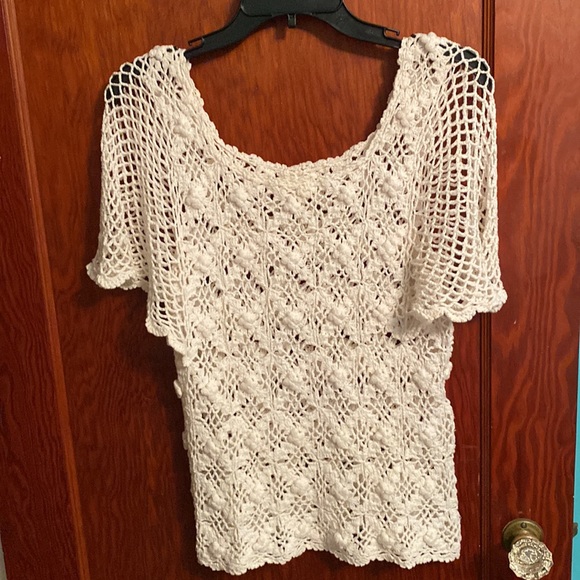 Crocheted top - Picture 1 of 3
